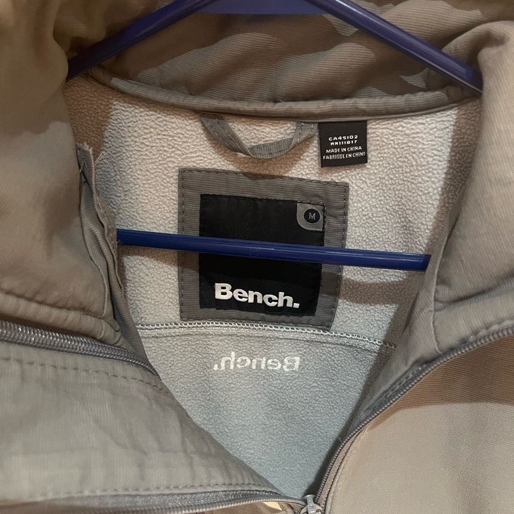 Bench Shell Jacket - Picture 2 of 3